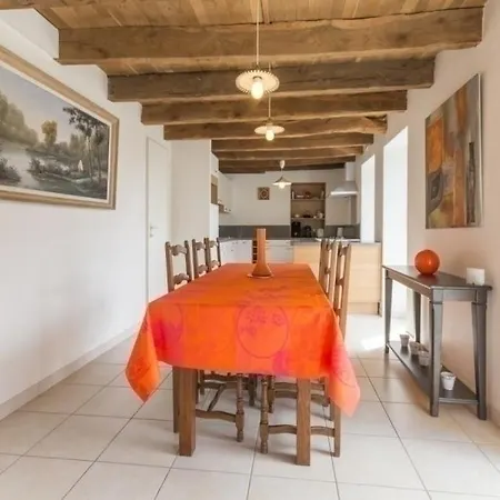House Clos Du Champ Query *